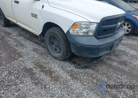 2018 Ram 1500 Tradesman 4X2 8' Box z USA, uszkodzony, nr VIN 3C6JR6DGXJG162694